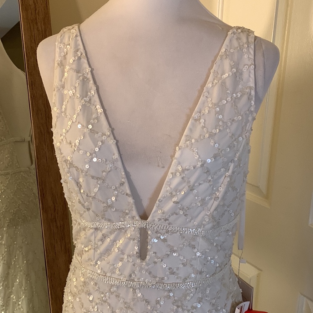 Mac Duggal White Beaded V-Neck Maxi Dress - Picture 4 of 14